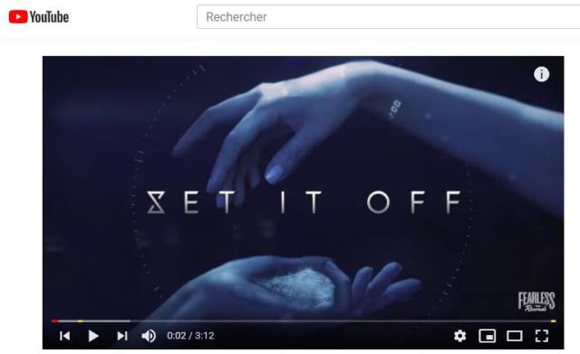 (Capture : chaîne YouTube de Fearless Records)